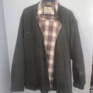 Vintage LL Bean Mens Red  Flannel Lined Snap Shirt  Jacket Size XL